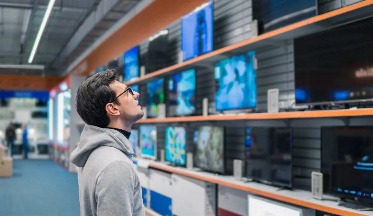 I Moved Cities With Two Suitcases. Renting Furniture Made My New Home Feel Real.